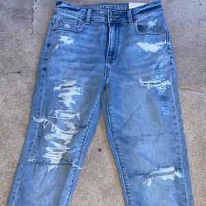 American eagle mom jeans!